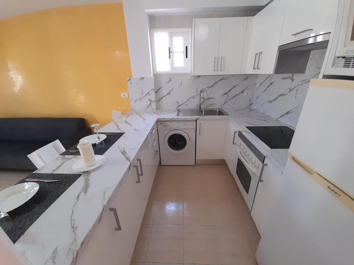 Appartement The Heights Deluxe à Arona  Extérieur photo